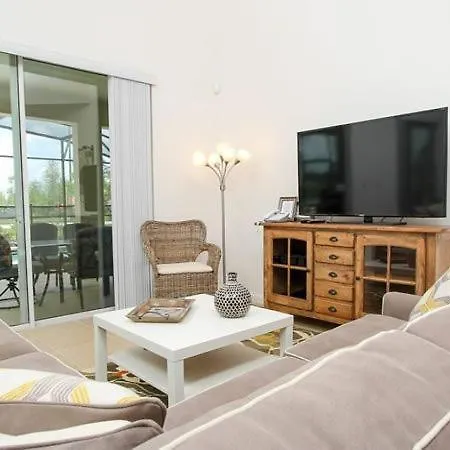 Luxury 6 Bedroom 5.5 Bathroom Vacation Home In Solterra Resort